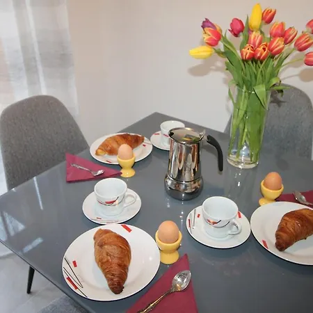 Irina Apartment *