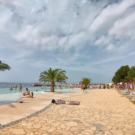 Irina 아파트 포레치