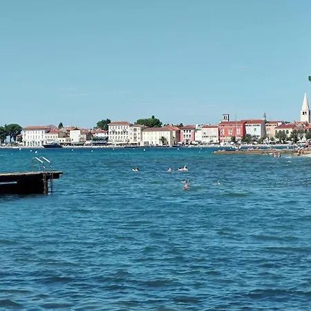 아파트 Irina 포레치